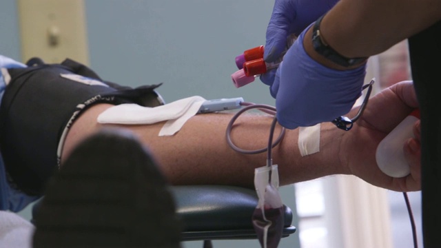 献血过程的蒙太奇视频下载