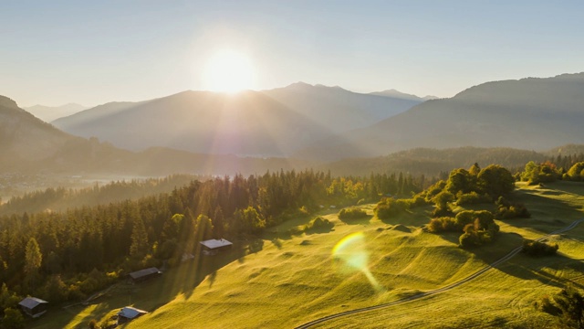 Sunrise Fly Mountains Field瑞士Aerial 4k视频素材