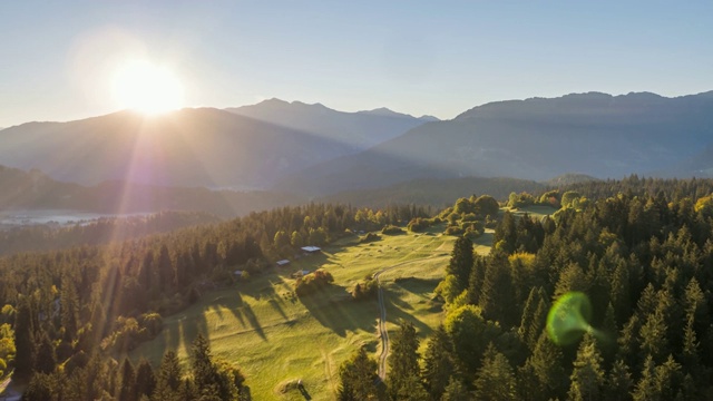 瑞士海拔4k的日出山脉视频素材