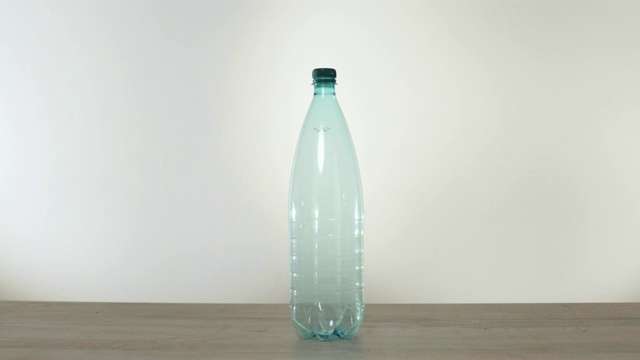 用玻璃瓶代替塑料瓶视频下载