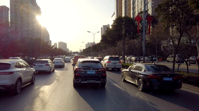 日落时分的交通，陕西西安，中国视频素材