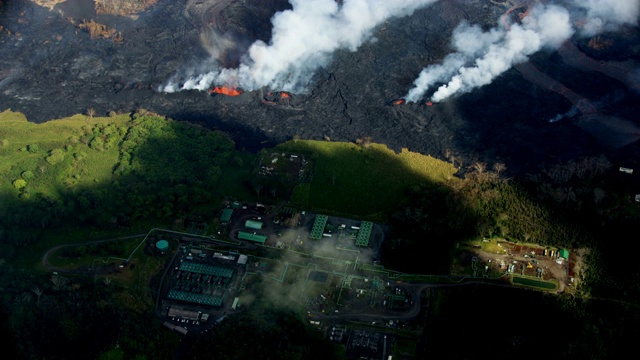 夏威夷大岛地热裂缝喷发鸟瞰图视频下载