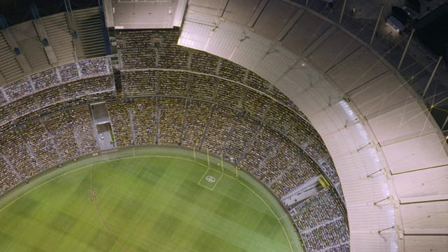 空中俯瞰墨尔本板球场的夜晚视频下载