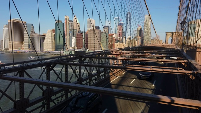 布鲁克林大桥上的曼哈顿视频素材