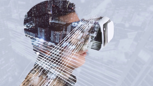 T/L双重曝光的人尝试虚拟现实模拟器眼镜视频素材
