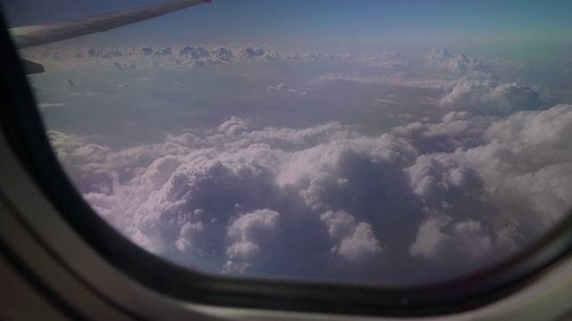 航拍:飞机上的神奇云彩视频下载