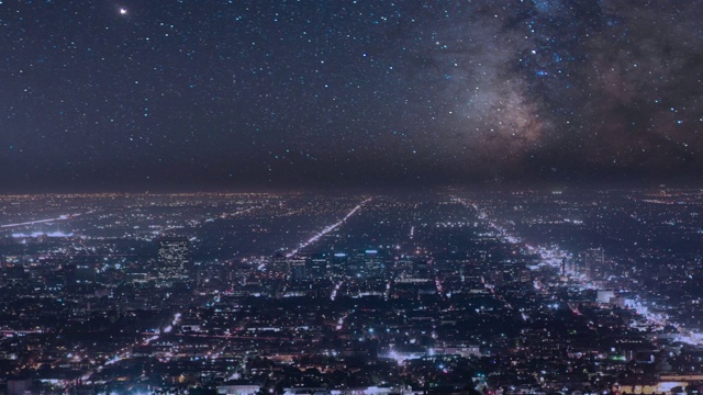 洛杉矶上空的银河视频素材