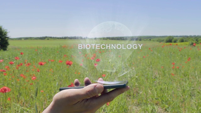 智能手机上的生物技术全息图视频素材