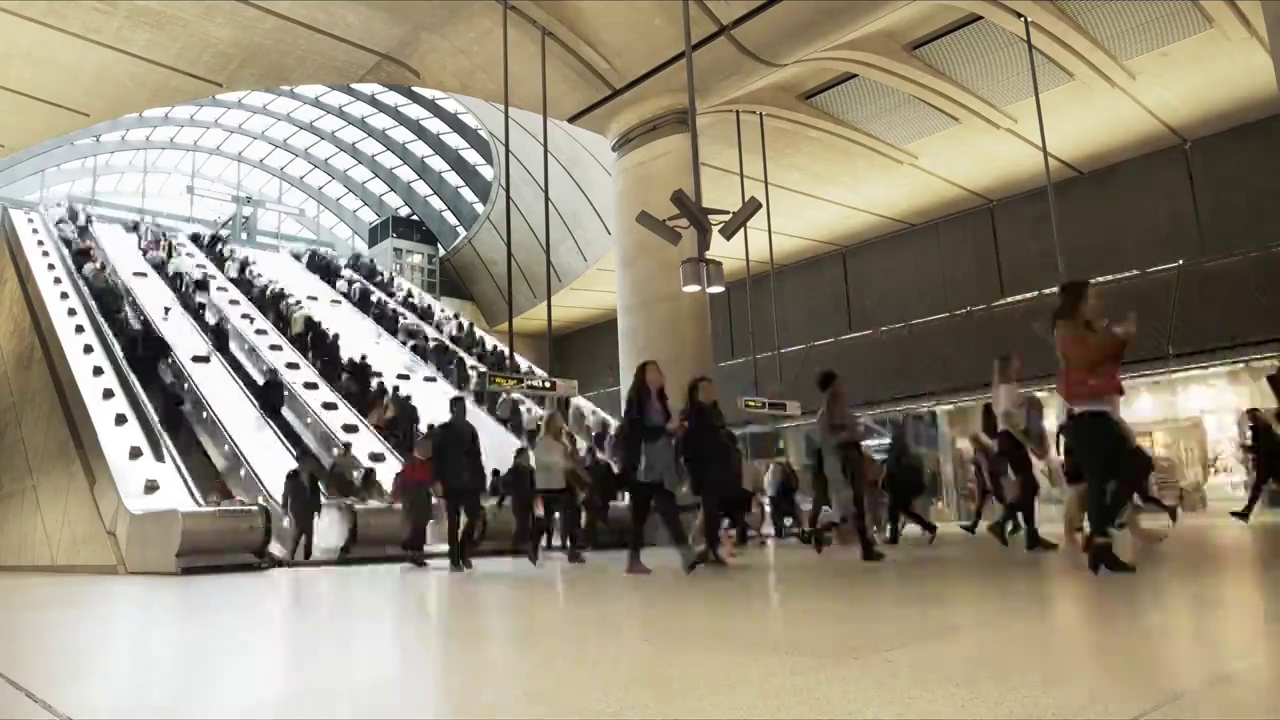 伦敦金丝雀码头地铁站视频下载