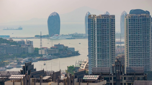 晚上时间三亚市风景著名的酒店度假屋顶全景4k海南岛中国视频素材