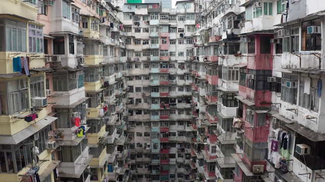 空中飞行香港公寓在白天视频素材