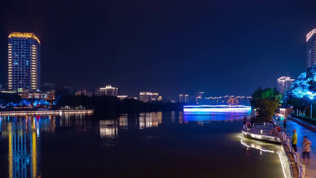 夜间照明三亚市滨河湾全景4k海南岛中国视频素材