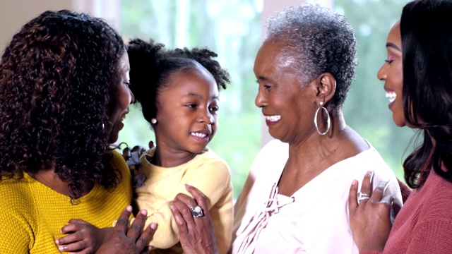 四代非裔美国人家庭视频素材