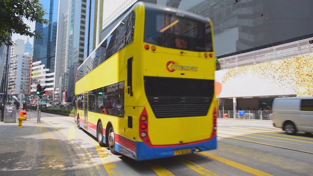 广角:在香港驾驶巴士和双层电车视频下载