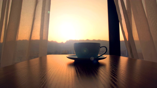 早上喝咖啡的时间视频素材