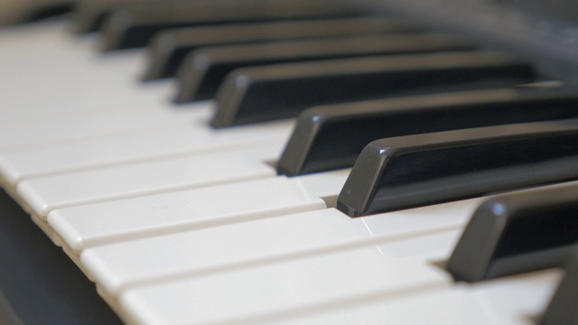 钢琴键特写平移4K视频素材