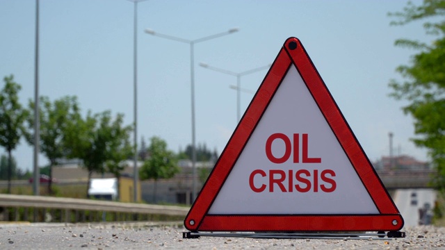 石油危机-交通标志视频下载