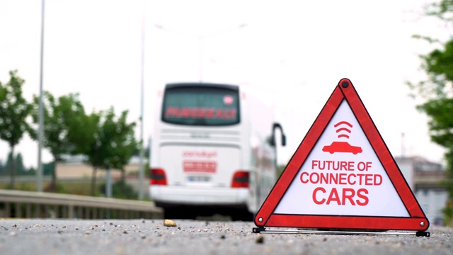 互联汽车的未来——交通标志视频下载