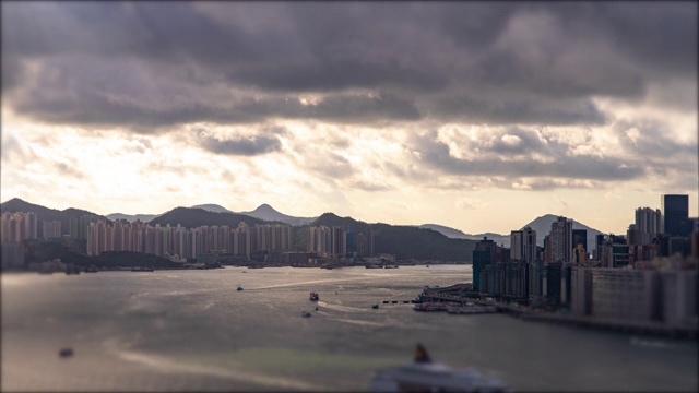 时光流逝:香港，一个繁荣之城的航船视频下载