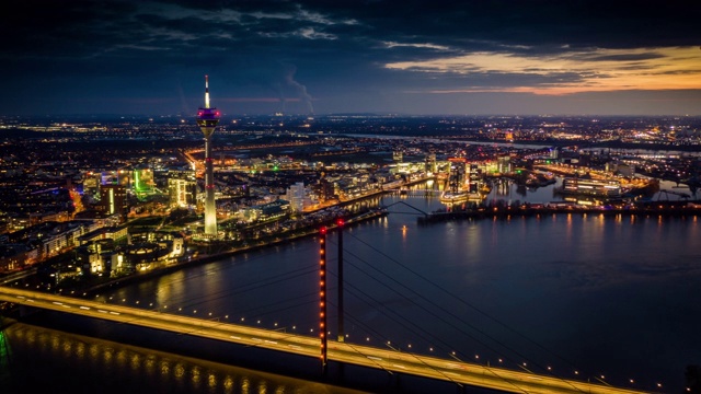 Hyperlapse: Düsseldorf Citycape, Germany - Aerial视频素材