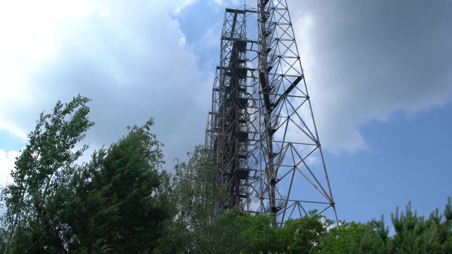 杜加-苏联超视距雷达(Oth)系统靠近切尔诺贝利，乌克兰视频下载