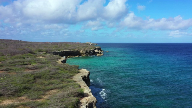 鸟瞰图地区Watamula在Curaçao/加勒比海/荷属安的列斯群岛的西部视频下载