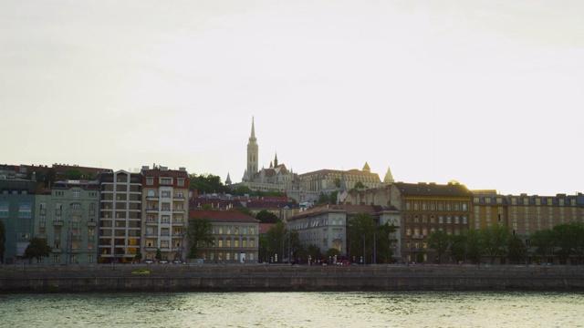 布达佩斯的教堂和建筑视频素材