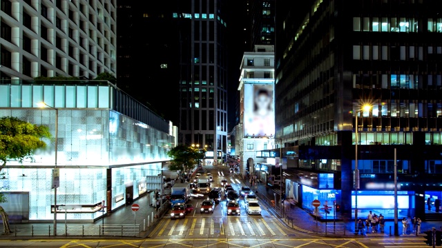 繁忙时段，香港商业区拥挤的街道。视频下载