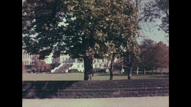 1978年，跟踪镜头经过国会大厦视频下载