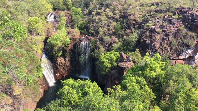 澳大利亚北部利奇菲尔德国家公园的弗洛伦斯瀑布视频素材