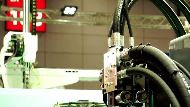 部分工业机器人系统处于世界前列视频素材