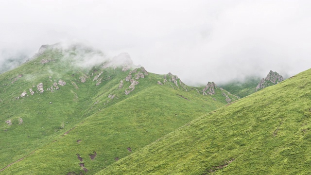 这是青藏高原的自然风光视频素材