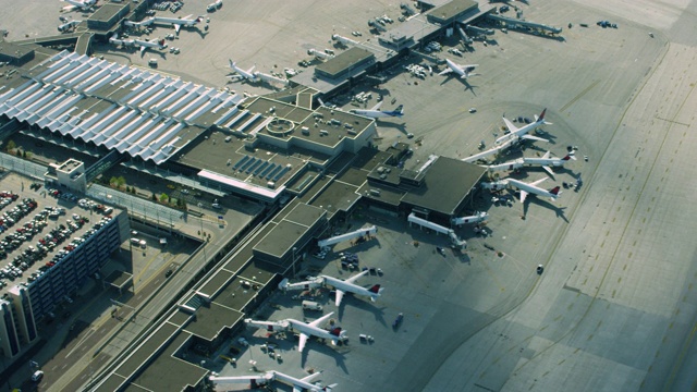 航拍明尼阿波利斯-圣保罗国际机场视频素材