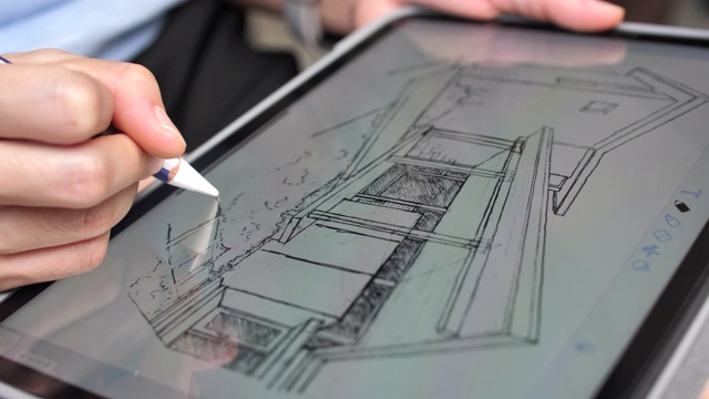建筑师在数字平板电脑上绘制草图视频下载