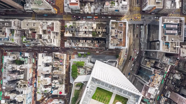 超写实的香港城市街道和拥挤的建筑物视频素材