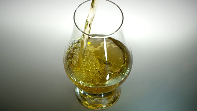 威士忌玻璃视频素材