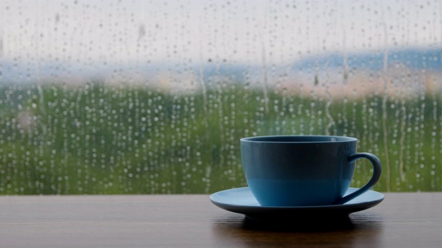 下雨天的咖啡时间视频素材