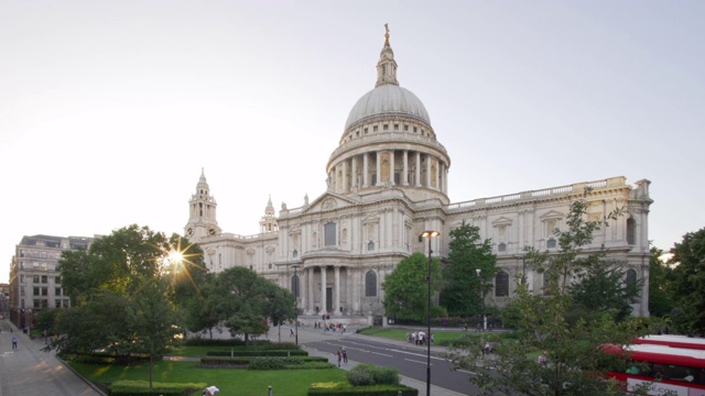 伦敦圣保罗大教堂的高角度视图视频素材