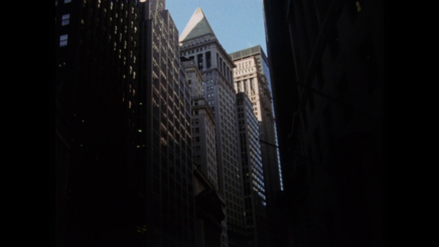 纽约办公大楼的低角度拍摄;1971视频素材