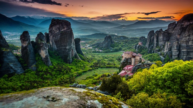 希腊，迈特拉景观与修道院日落视频素材