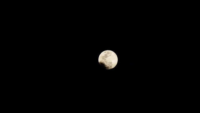 夜晚的月亮视频素材