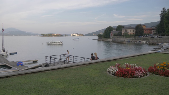 巴维诺港，马焦雷湖，皮埃蒙特，意大利湖，意大利，欧洲视频素材
