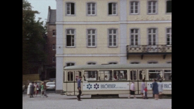 通过波恩市中心的有轨电车;1972视频下载
