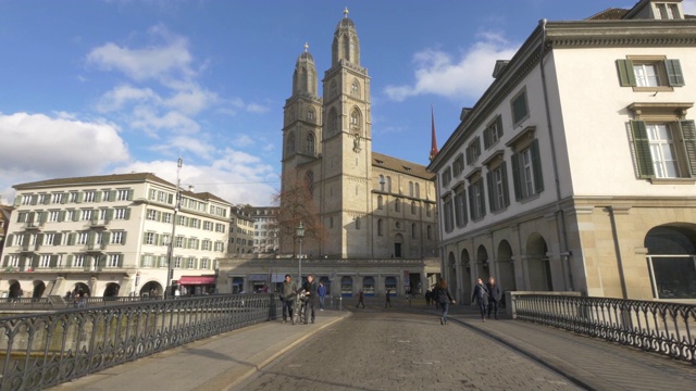 瑞士苏黎世的格罗斯蒙斯特大教堂视频下载