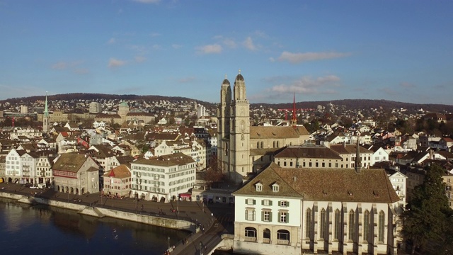 瑞士苏黎世水上教堂鸟瞰图视频下载