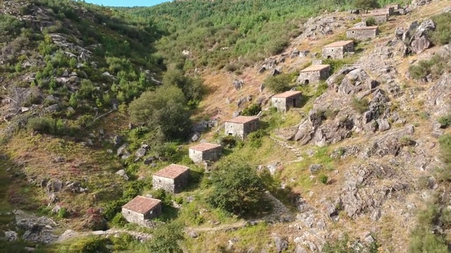 无人机镜头的水磨坊，Muiños做Folón，西班牙视频下载