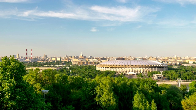 俄罗斯莫斯科时间流逝4K，从麻雀山看城市天际线视频素材