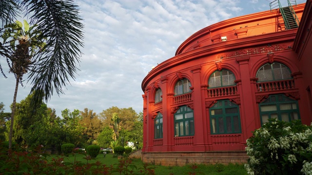 日落时间班加罗尔城市公园著名的图书馆慢镜头全景4k印度视频素材