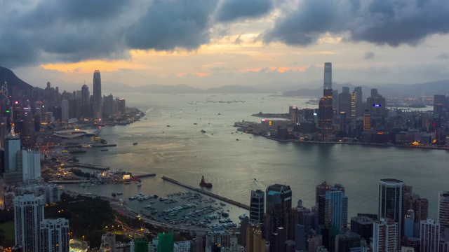 日以继夜的香港城市天际线放大视频素材
