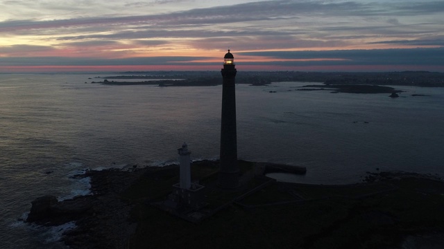 法国空中灯塔:欧洲最高的灯塔:l'île Vierge视频下载